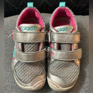 Plae TY size toddler 10.5